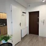Centrum Lubienskiego Apartment *